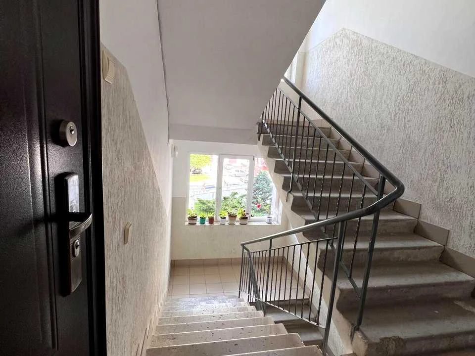 Apartment. Vynnyky (Lviv), Volodymyr Iasiuk Street