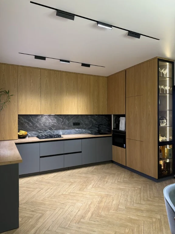 Продаж таунхауса 172 м² у закритому комплексі, район Фастівс
