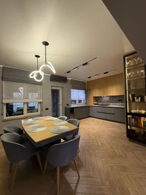 Продаж таунхауса 172 м² в закритому комплексі, район Фастівська