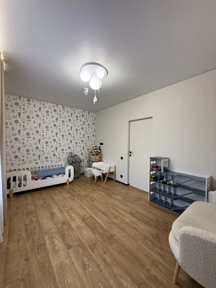 Продаж таунхауса 172 м² в закритому комплексі, район Фастівська