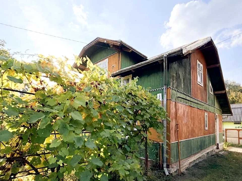 House. Boryslav, Dzerhelna-Bichna Street