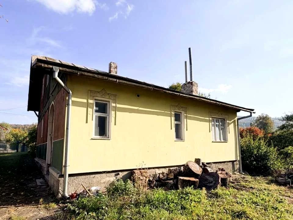 House. Boryslav, Dzerhelna-Bichna Street