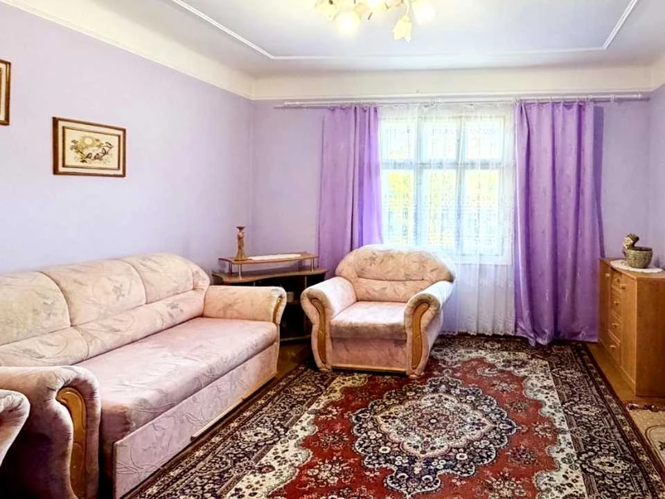 House. Boryslav, Dzerhelna-Bichna Street