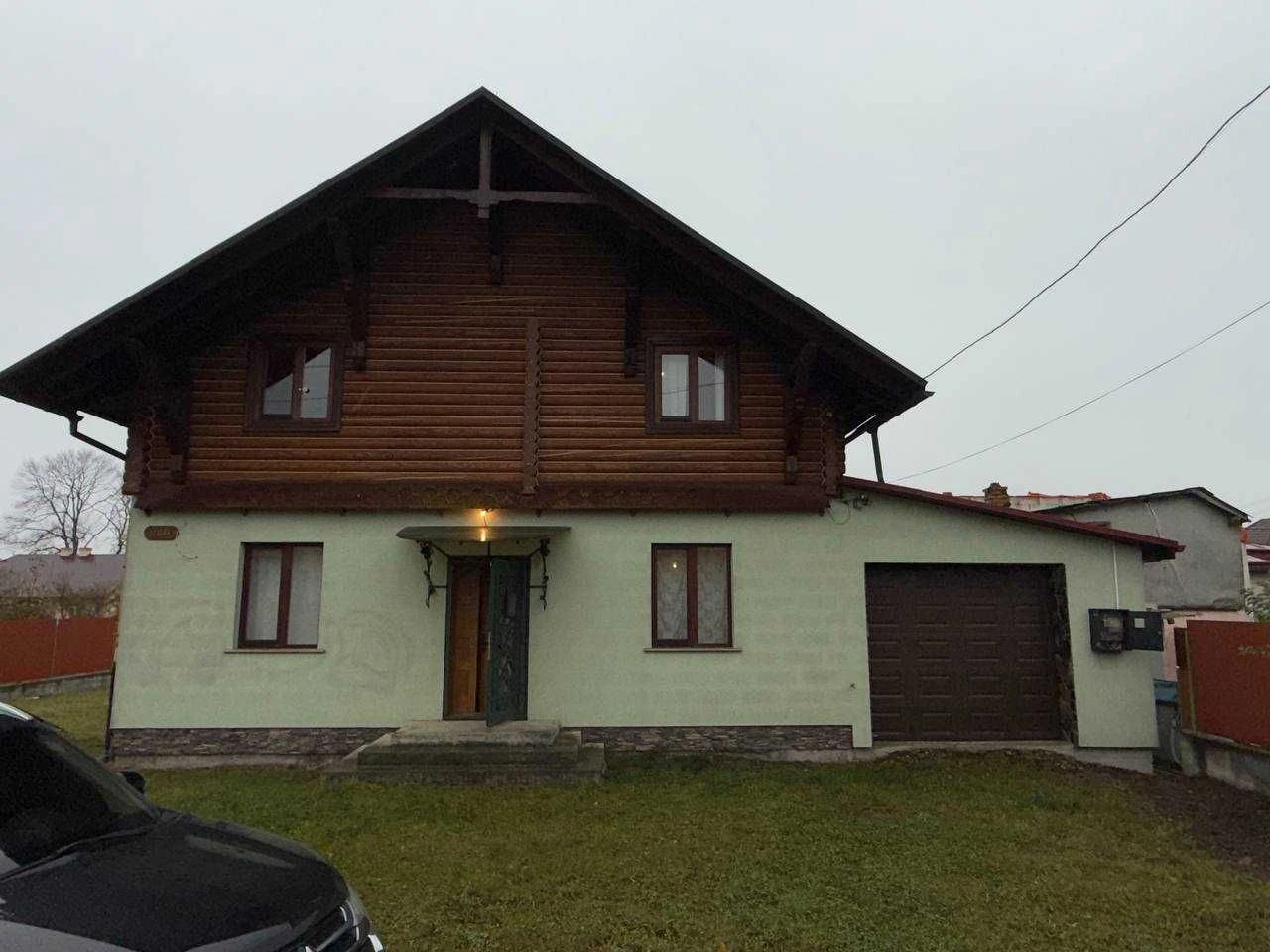 Продаж просторого будинку в м. Дрогобич, вулиця Івана Франка