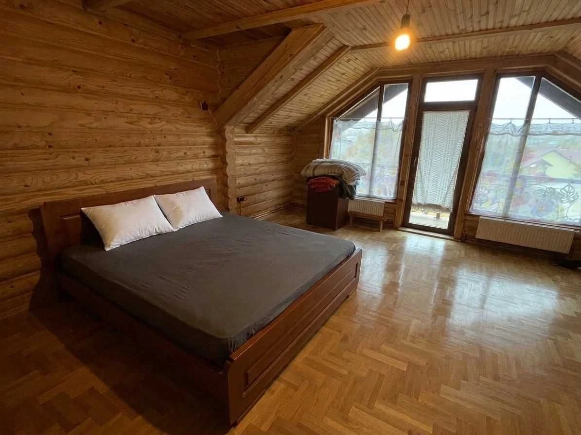 Продаж просторого будинку в м. Дрогобич, вулиця Івана Франка