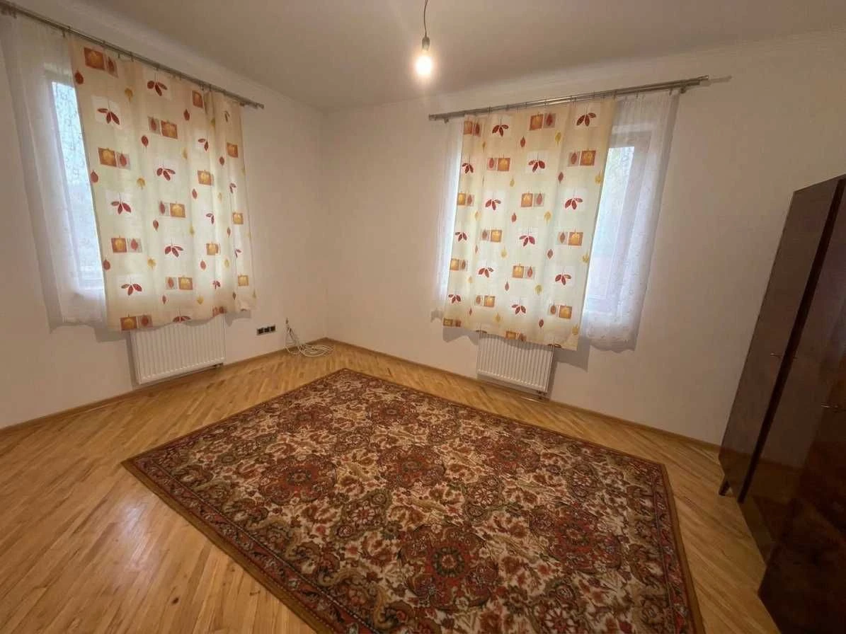 Продаж просторого будинку в м. Дрогобич, вулиця Івана Франка