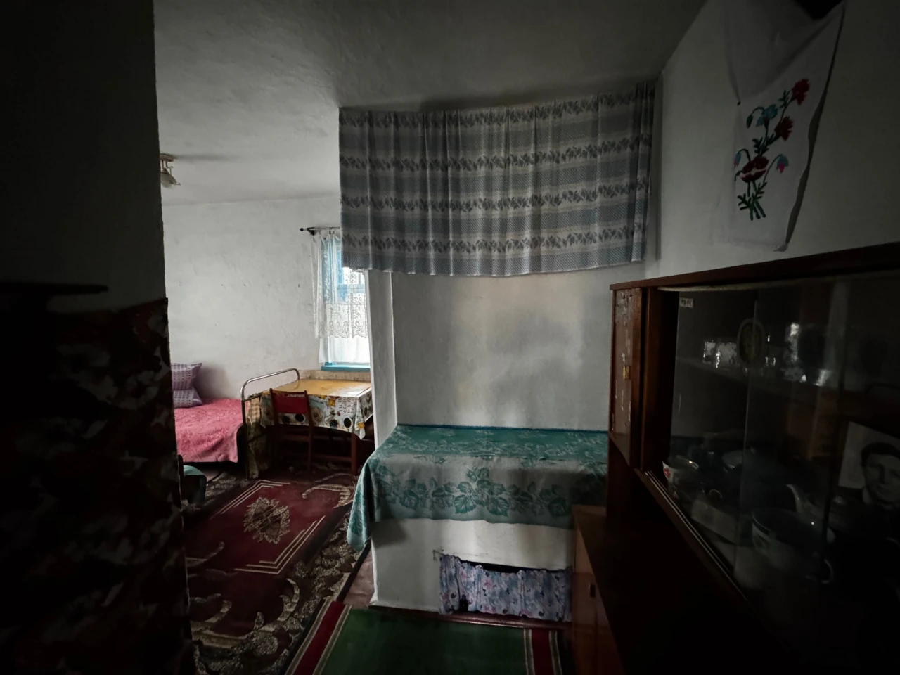 House for sale with a large plot of land in
