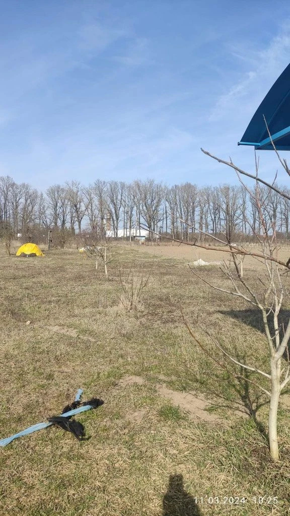 Продається земельна ділянка під забудову або для городіння
