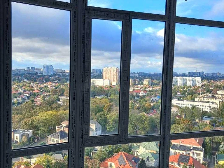 Apartment. Odessa, Fonbankska Road