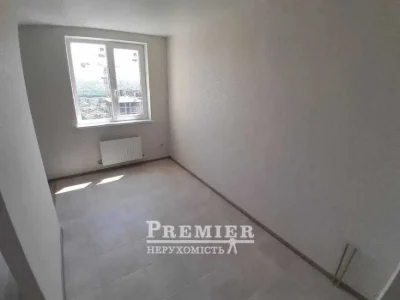 For Sale: 1-bedroom apartment in the "Odes'ki Traditsii" residential complex on Grushevsky Street