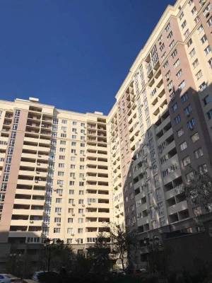 For Sale: 1-bedroom apartment in the "Odes'ki Traditsii" residential complex on Grushevsky Street