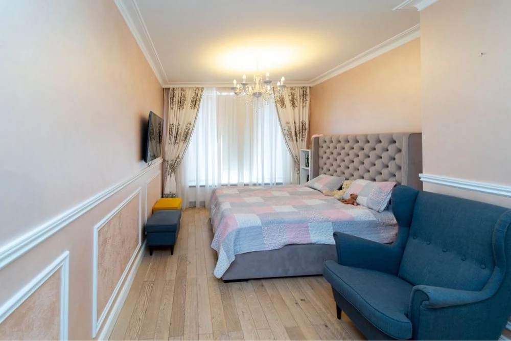 Urgent! For Sale: Apartment on M. Govorova