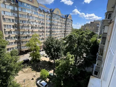 Квартира. Дніпро, Сонячна Набережна вул. (Маршала Малиновськ