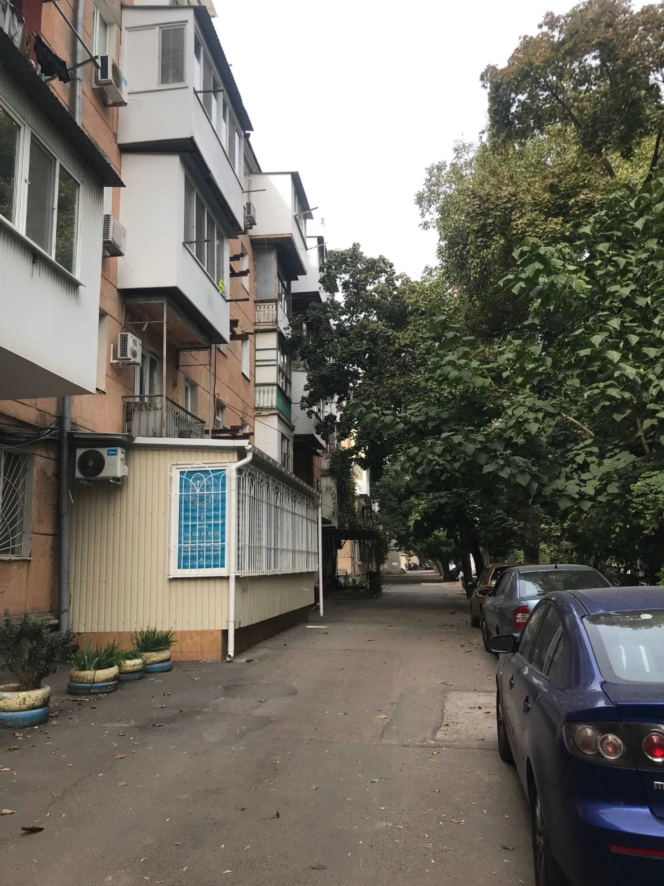 For sale: 2-room apartment on Segedskaya street.
