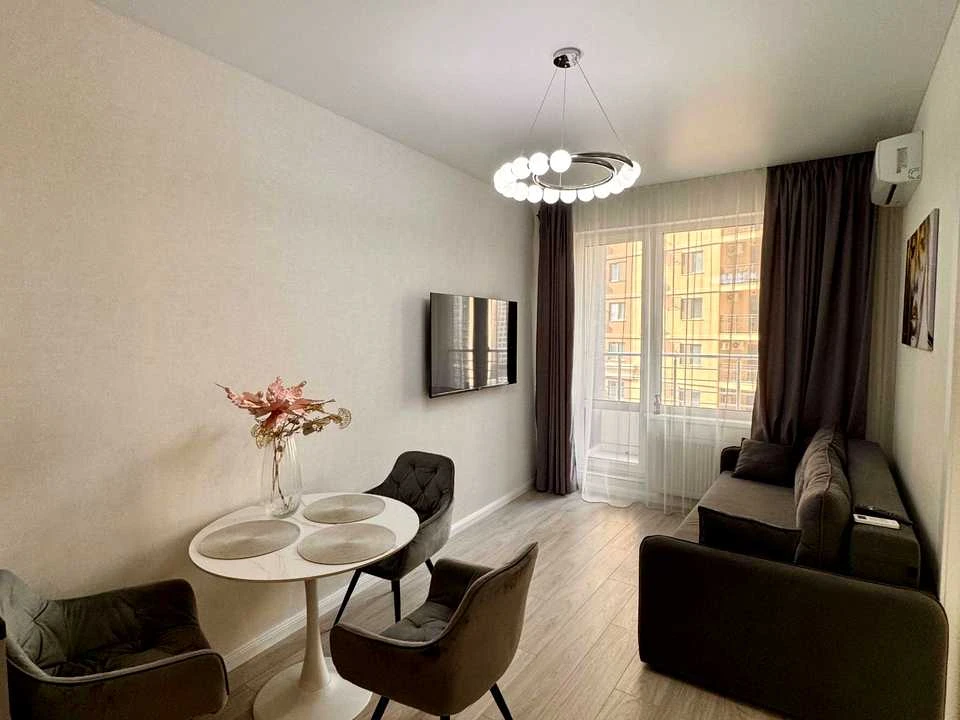 Apartment. Kurortny prospekt, Odessa