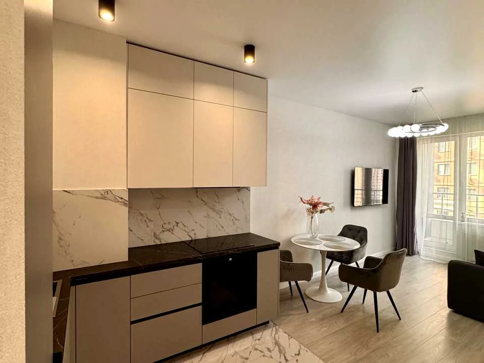 Apartment. Kurortny prospekt, Odessa