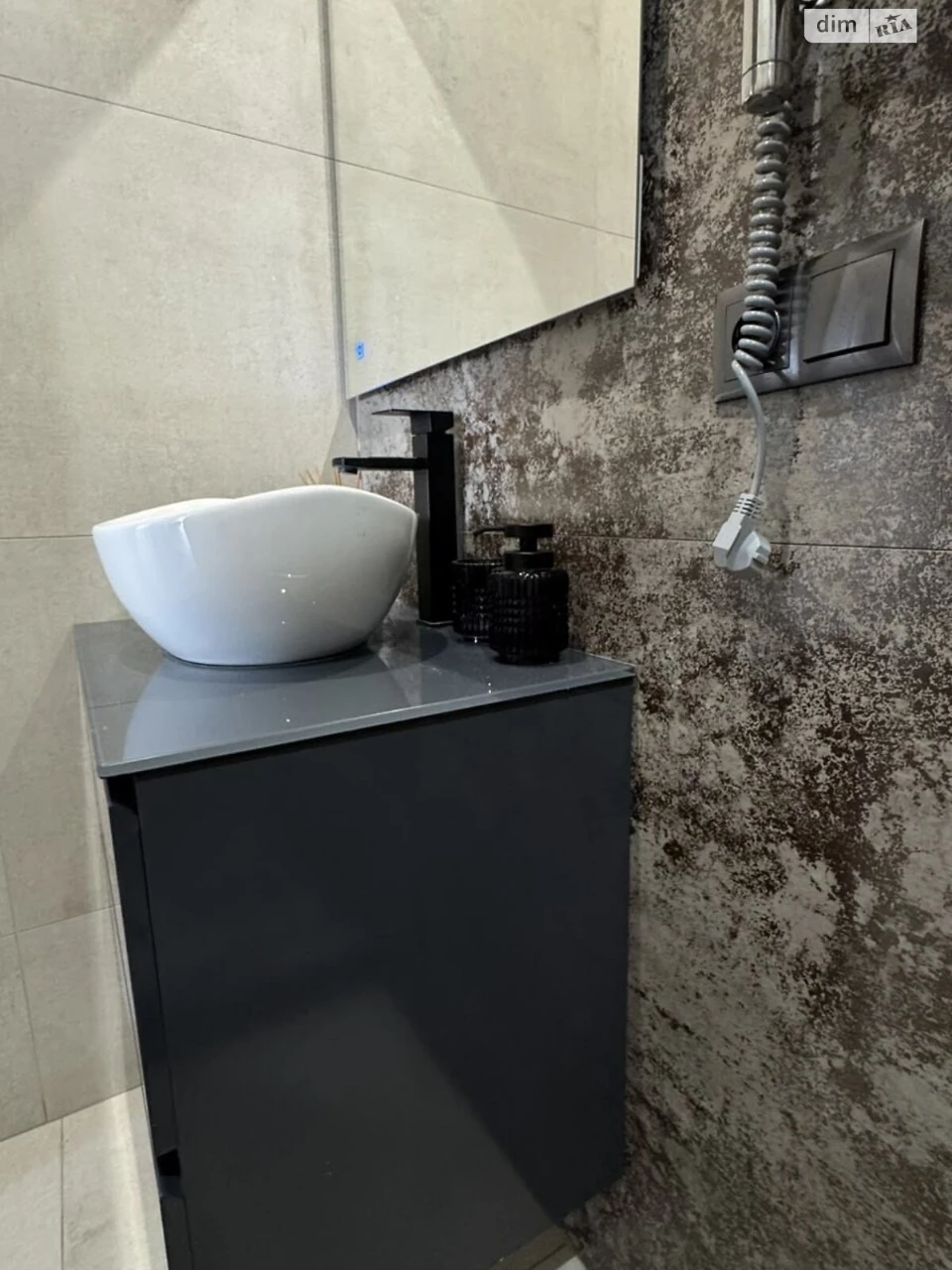 Long-Term Rental Apartment in Arcadia