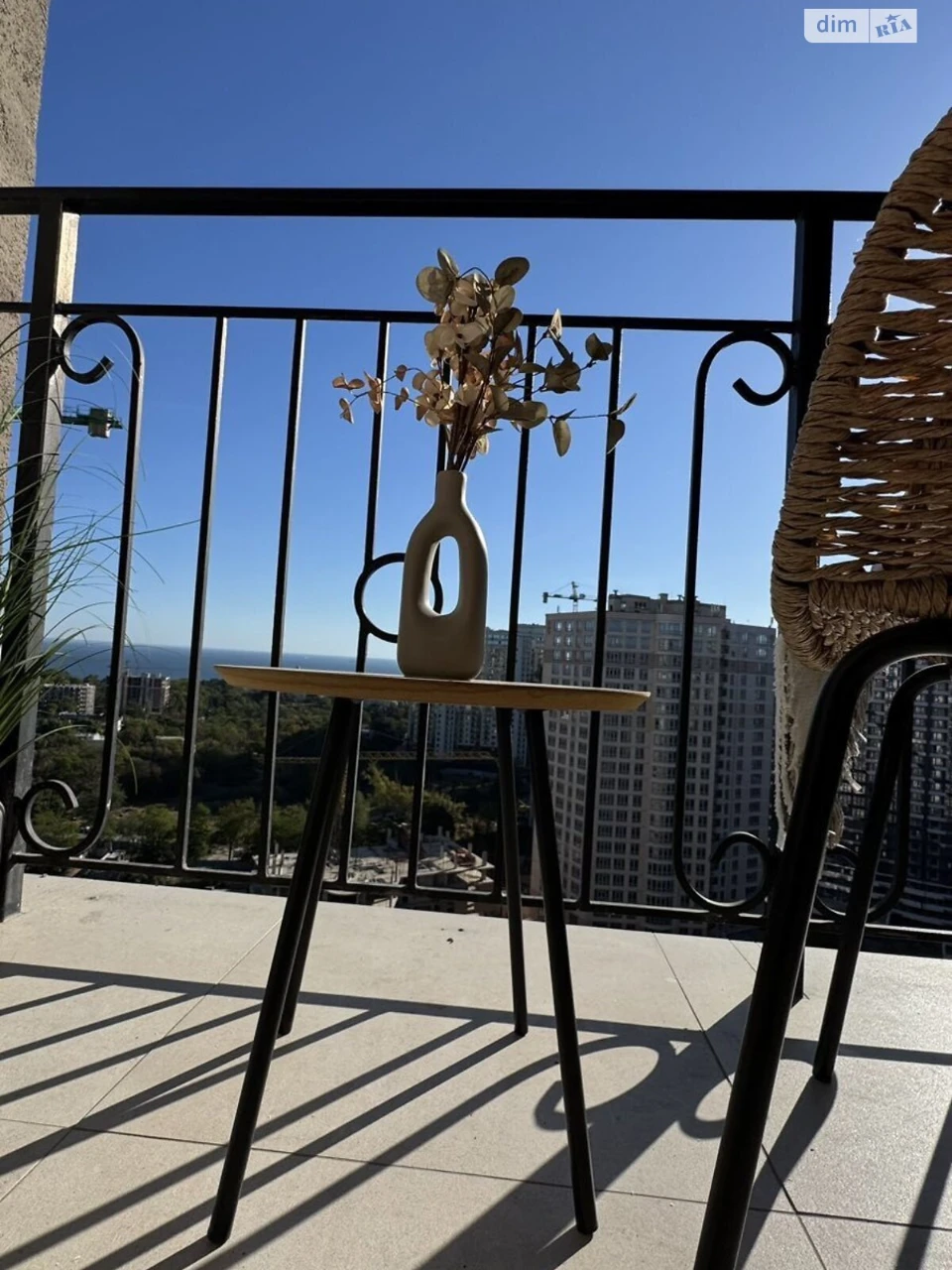 Long-Term Rental Apartment in Arcadia