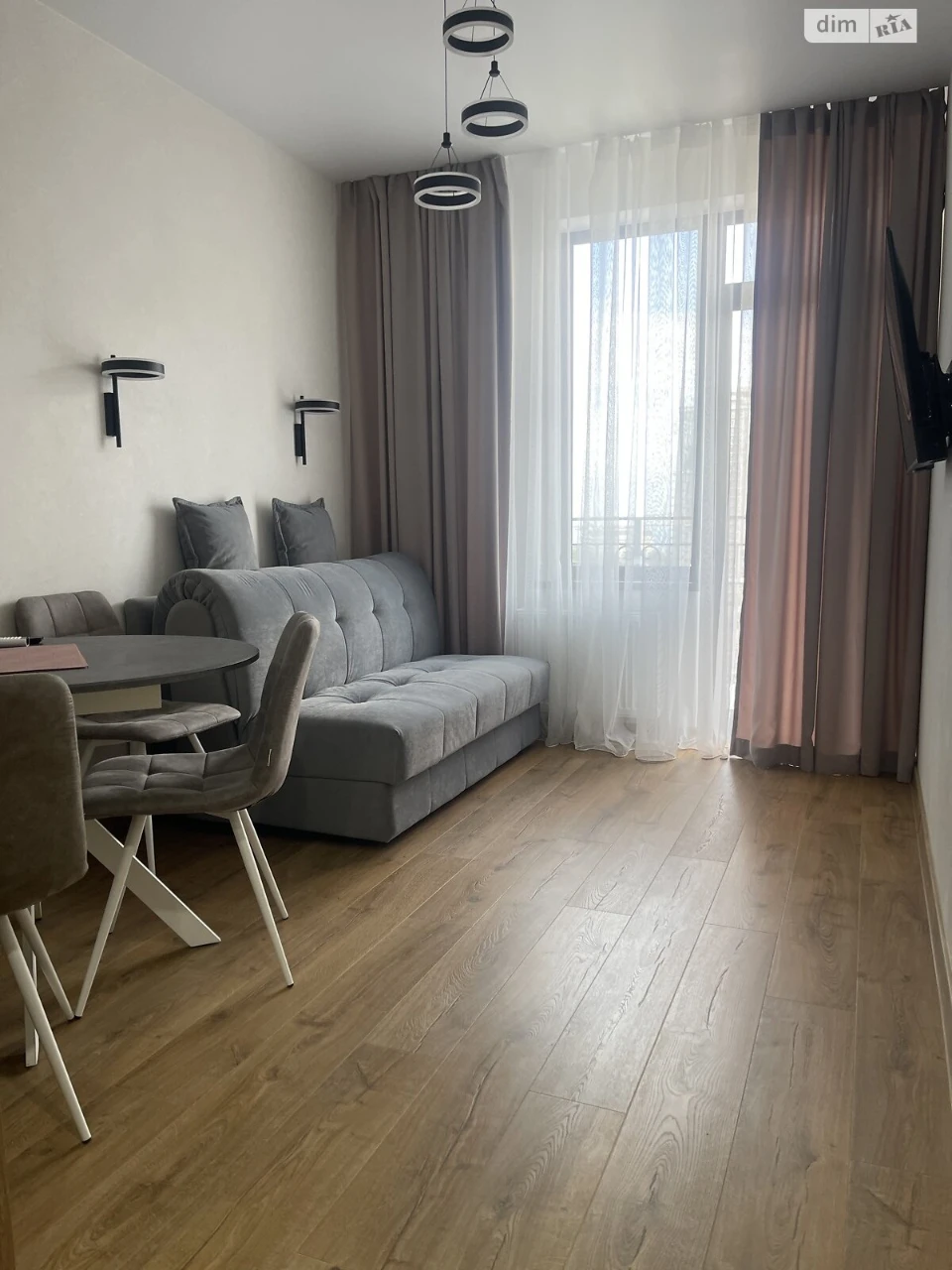 Long-Term Rental Apartment in Arcadia