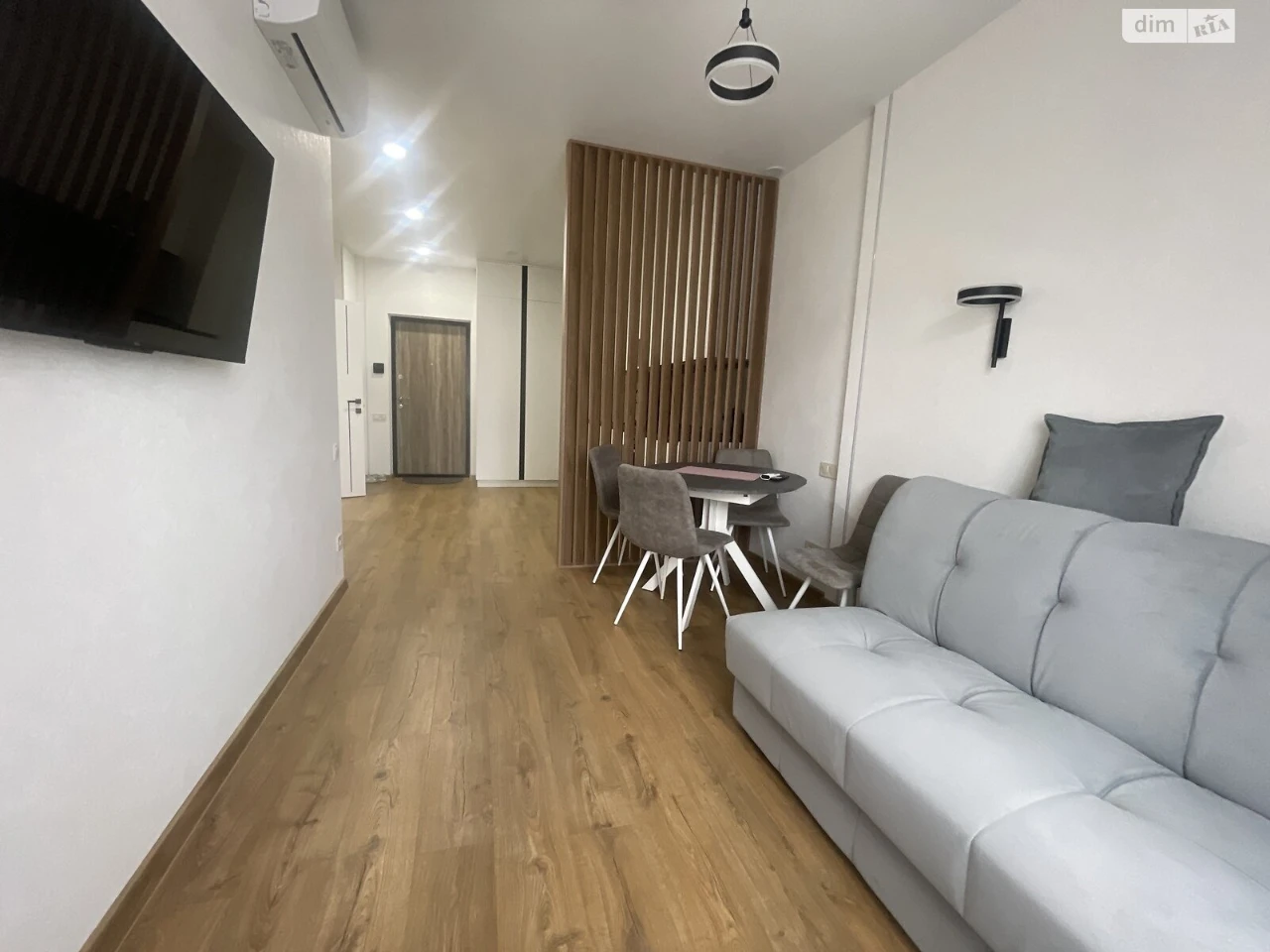 Long-Term Rental Apartment in Arcadia