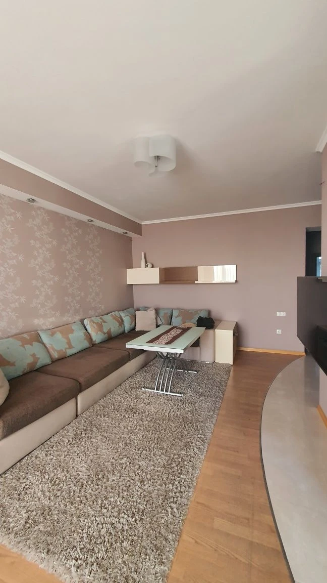 Apartment for sale with a view of the Dnipro River