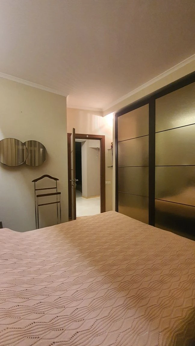 Apartment for sale with a view of the Dnipro River