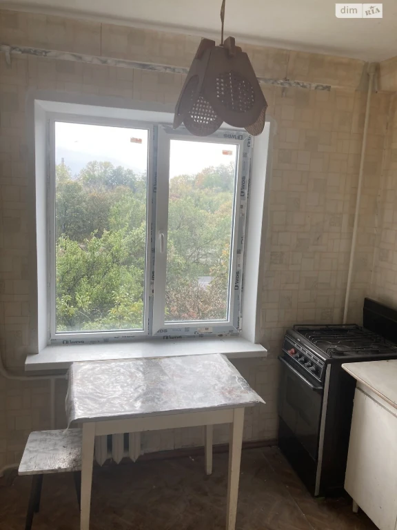 One-Bedroom Apartment in Шевchenkivsky District