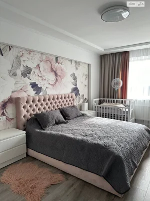 Long-Term Rental Apartment, Podil