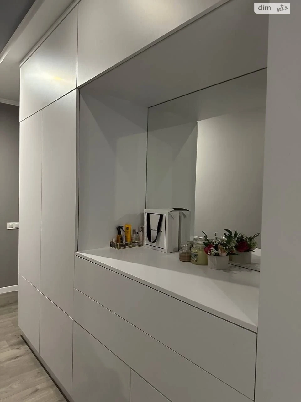 Long-Term Rental Apartment, Podil