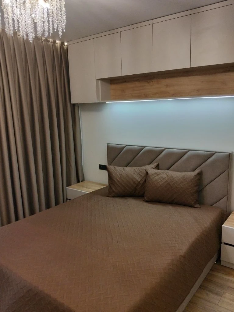 Продается 1,5-комнатная квартира 43,5 м²