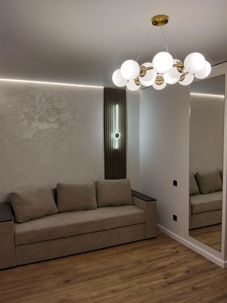 Продается 1,5-комнатная квартира 43,5 м²