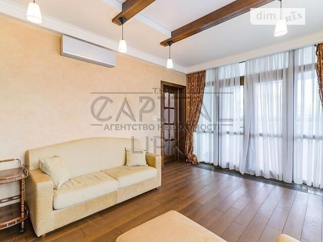 Sale of 4-room apartment 260 sq. m on Andriy Verkhoglyada St. 1-20A