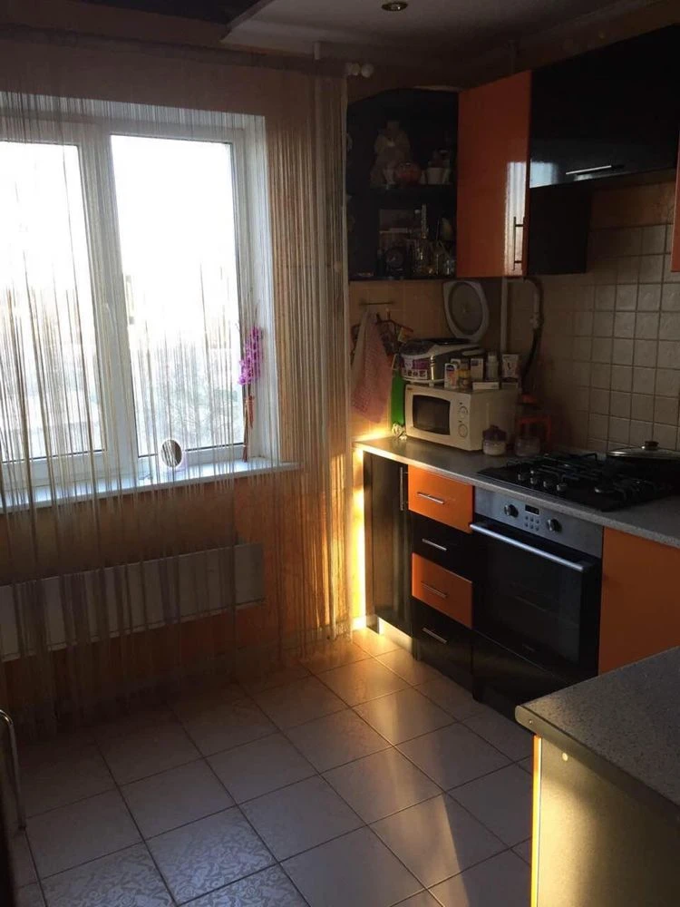 For Sale: 4-bedroom apartment in the quiet city of Zhytomyr