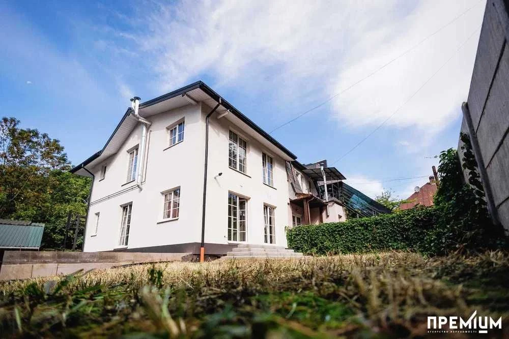 One-room apartment for sale in the city center