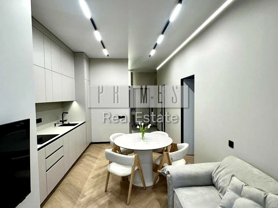 Apartment. Degtyarivska st., Kyiv