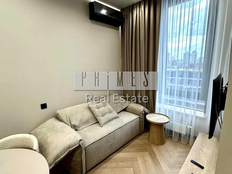 Apartment. Degtyarivska st., Kyiv