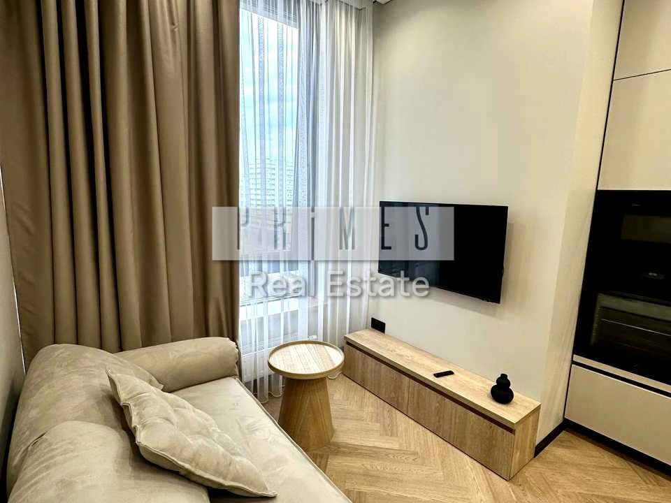 Apartment. Degtyarivska st., Kyiv