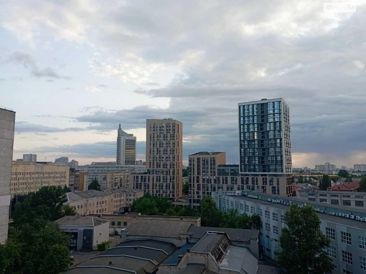 Long-Term Rental Apartment in Zhuliany