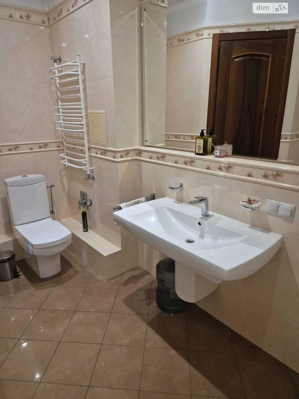 Long-Term Rental Apartment, Pecherst