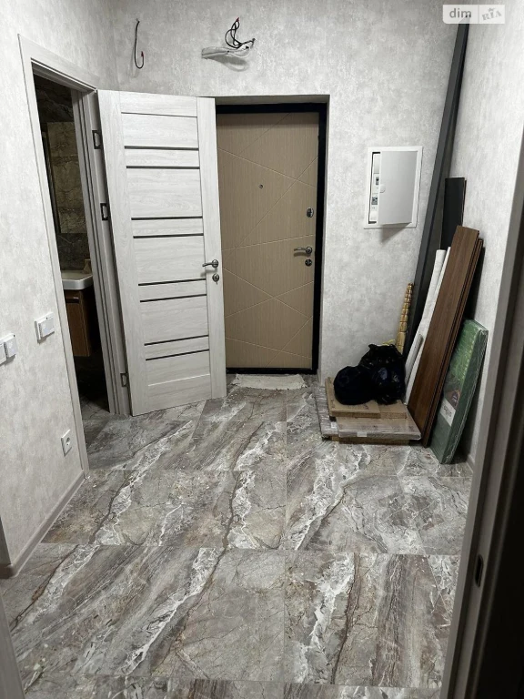 Long-Term Rental Apartment Troyeshchyna