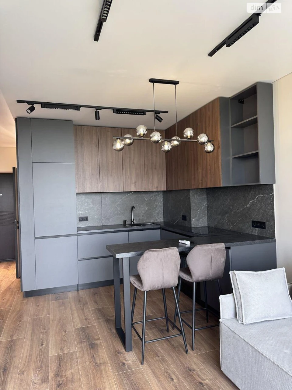 Long-Term Rental Apartment in Pyrog
