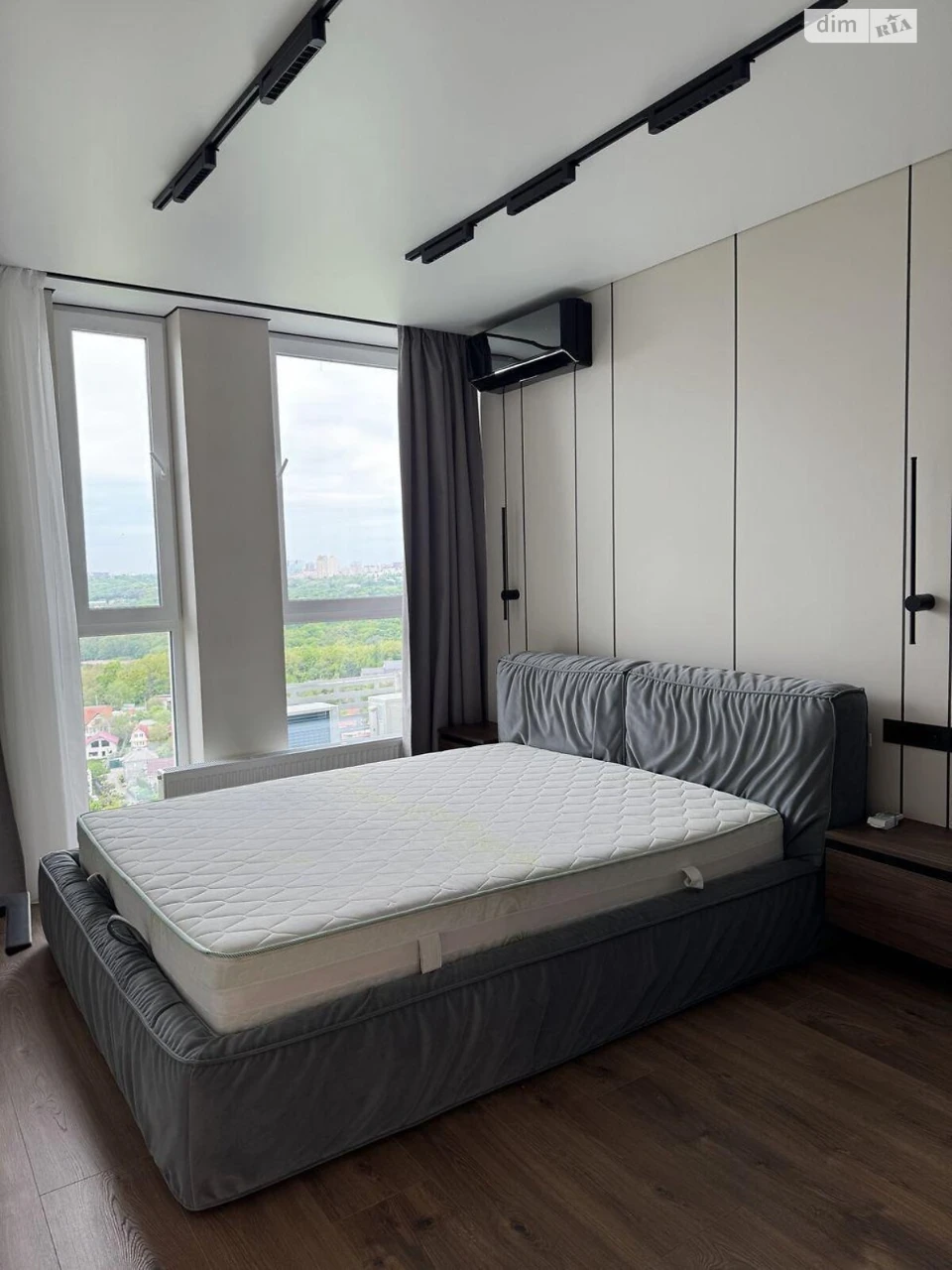 Long-Term Rental Apartment in Pyrog