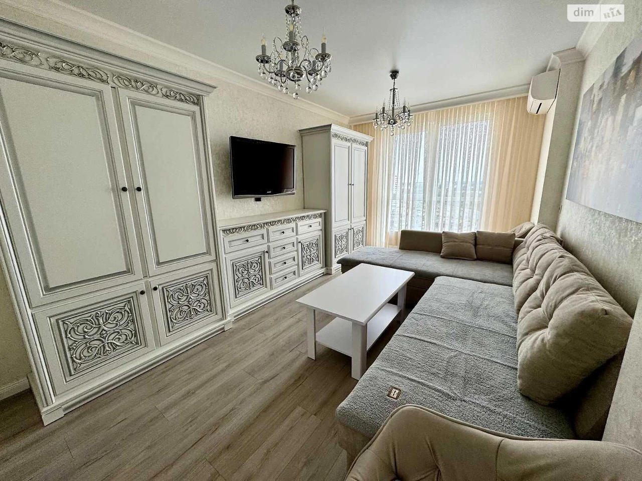 Long-Term Rental - 3-Bedroom Apartment in Poshnyky
