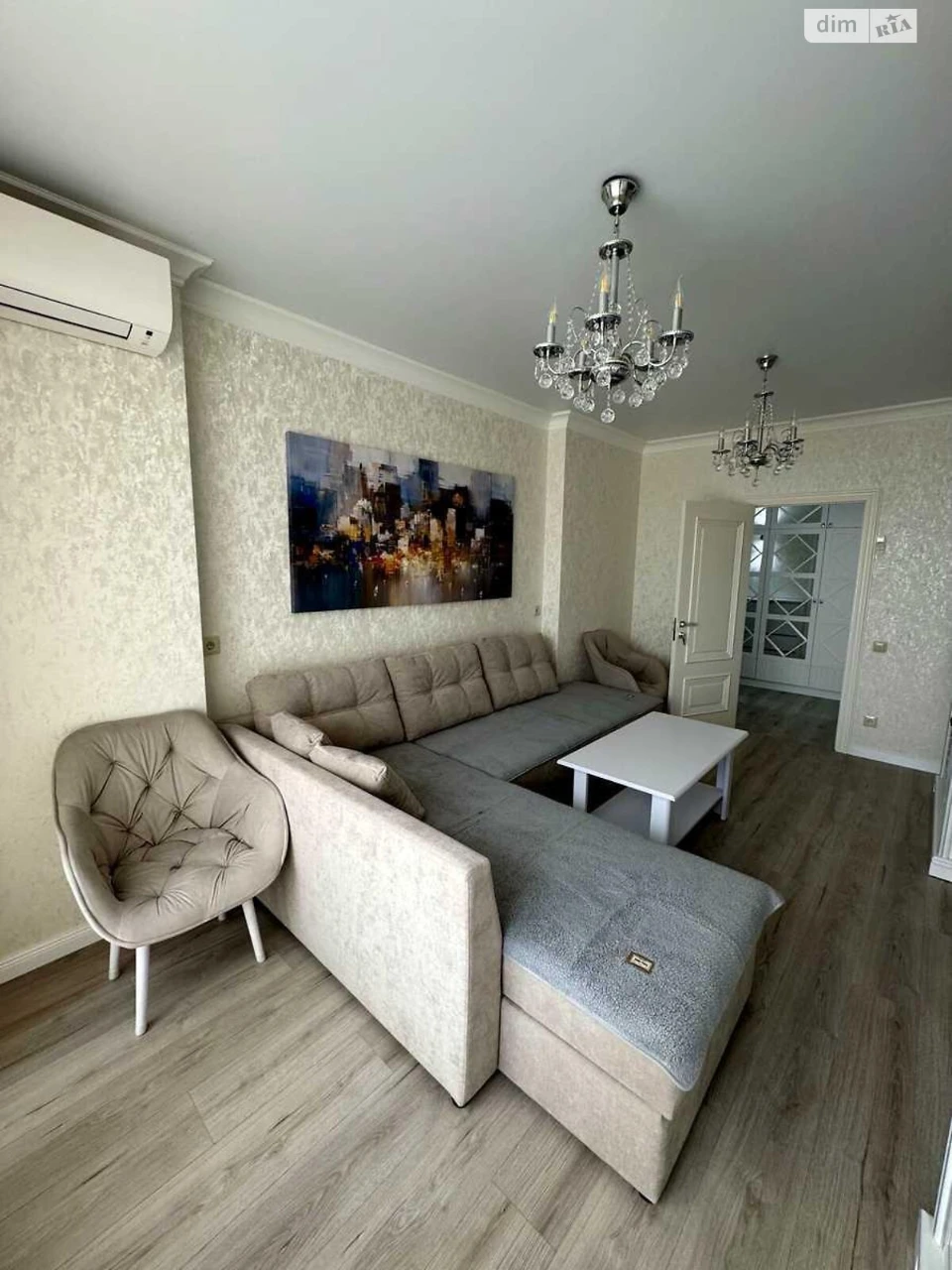 Long-Term Rental - 3-Bedroom Apartment in Poshnyky