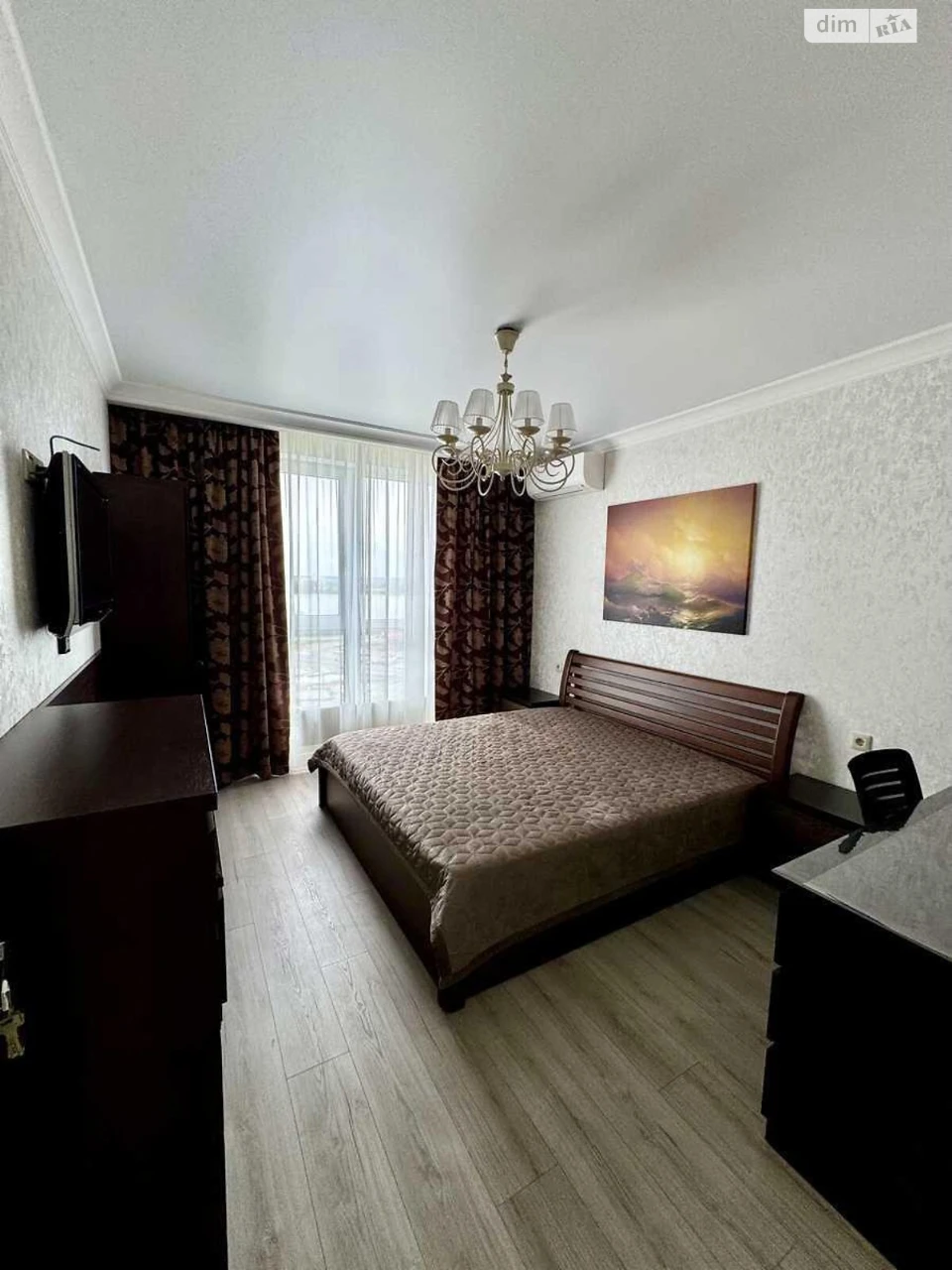 Long-Term Rental - 3-Bedroom Apartment in Poshnyky