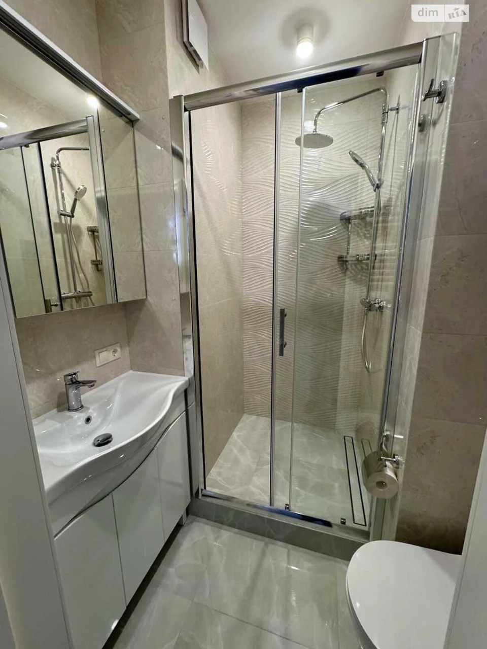 Long-Term Rental - 3-Bedroom Apartment in Poshnyky
