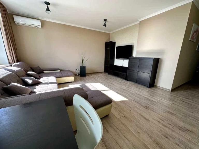 Apartment. Igor Sikirsky Street, Kyiv
