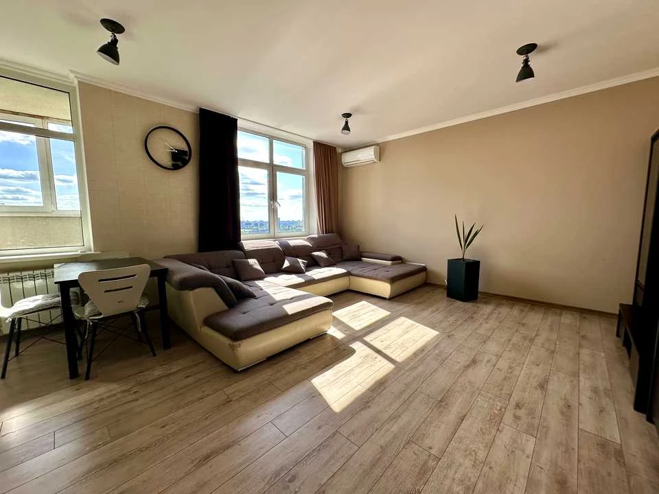 Apartment. Igor Sikirsky Street, Kyiv