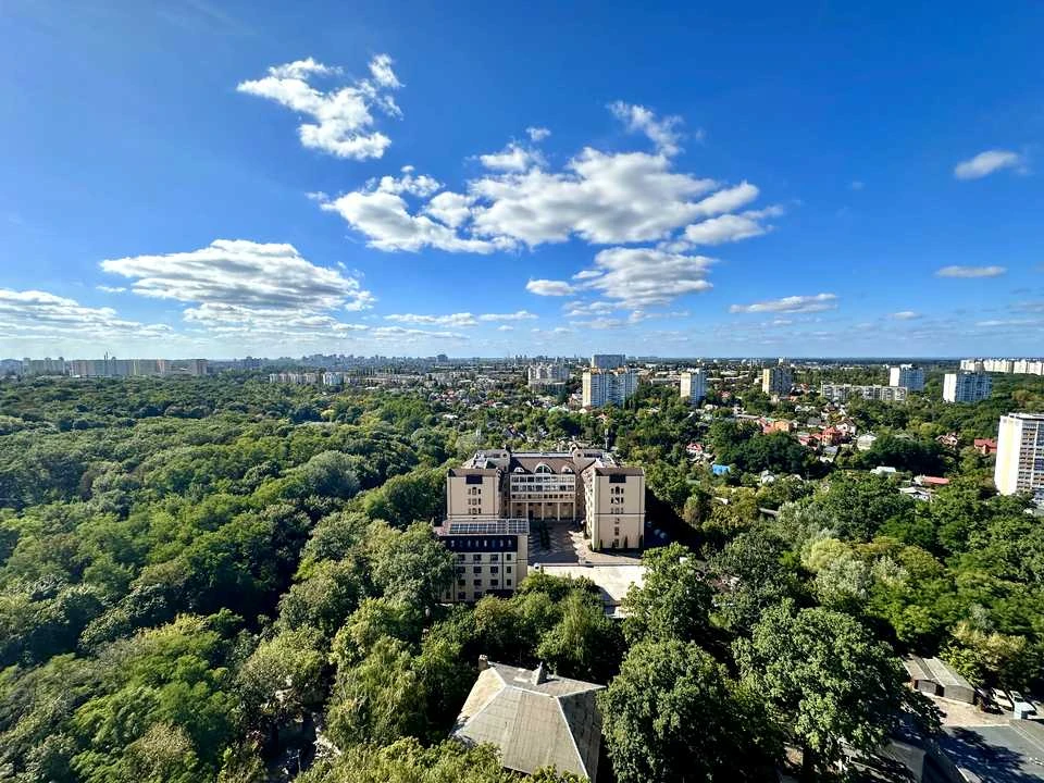 Apartment. Igor Sikirsky Street, Kyiv