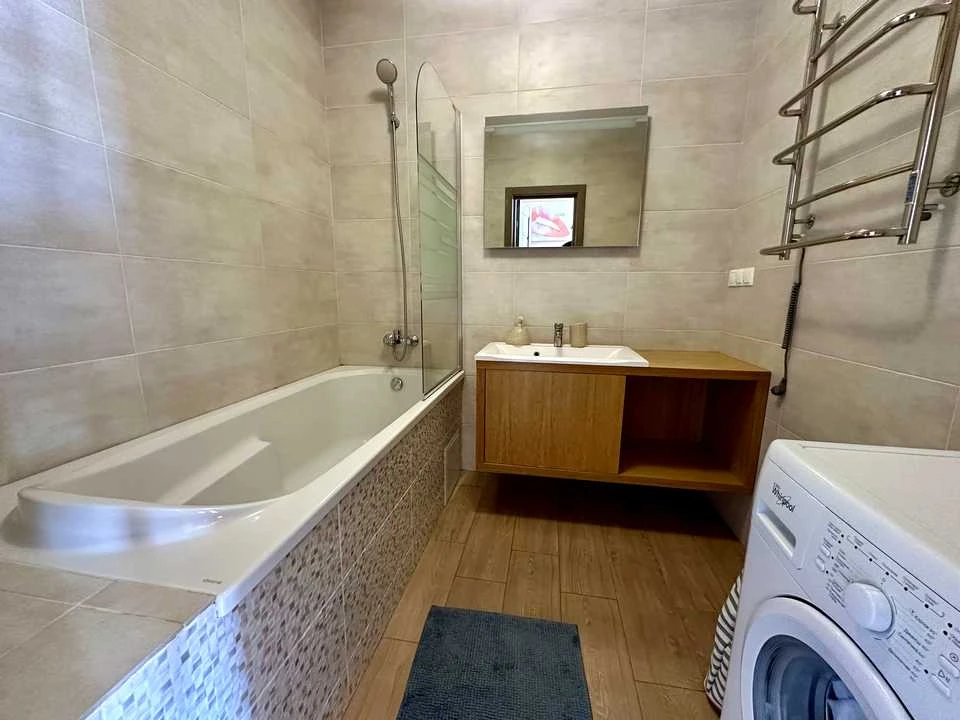Apartment. Igor Sikirsky Street, Kyiv